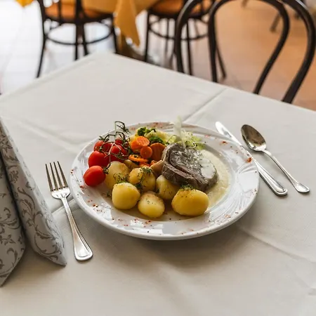 Pastoral At The Sanctuary Of The Divine Mercy Hotell Kraków