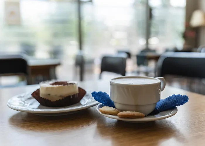Pastoral At The Sanctuary Of The Divine Mercy מלון