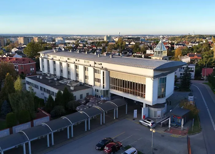 Pastoral At The Sanctuary Of The Divine Mercy מלון קרקוב